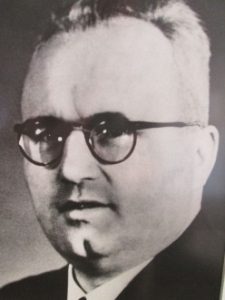 August Kuner (1938 - 1945)
